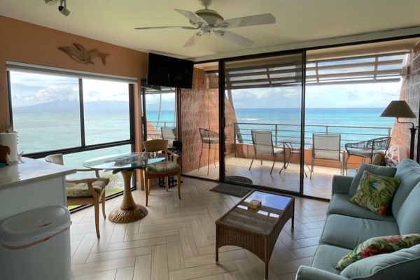 Smart-TV, DVD-Player, Tischtennisplatte