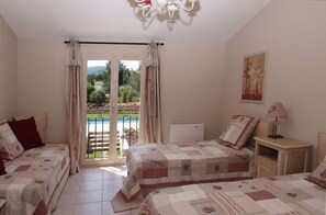 5 camere, ferro/asse da stiro, Wi-Fi, lenzuola