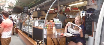 Large Studio in 'Le Marais' - Close to Everything!