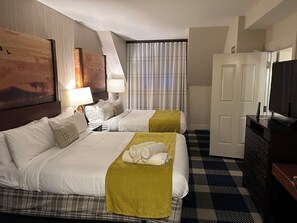 2 chambres, fer et planche à repasser, Wi-Fi, draps fournis