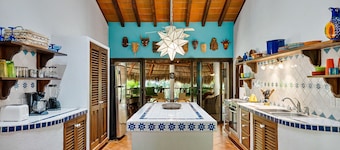 Charming 2BR Retreat in San Pancho Jungle â Pool, Palapa & Local Art