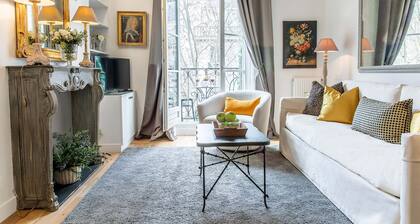 Spacious, Enchanting 1 Bedroom + Balcony and Insta-worthy Eiffel View