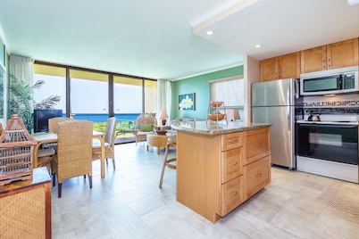 Beachfront ,Ground floor, Sugar Beach, Corner unit 114 - Steps to the Ocean!!!