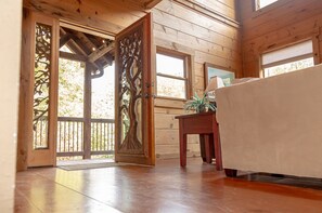 Interior - Hippopatumus Haven (Blue Ridge)