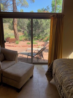 3 bedrooms, iron/ironing board, travel crib, free WiFi