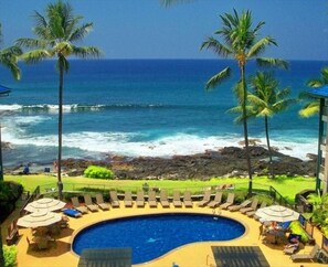 A heated pool - Quite Simply THE BEST Kona Reef Oceanfront. (Kailua Kona)
