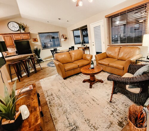 Cozy Cottage Style Getaway