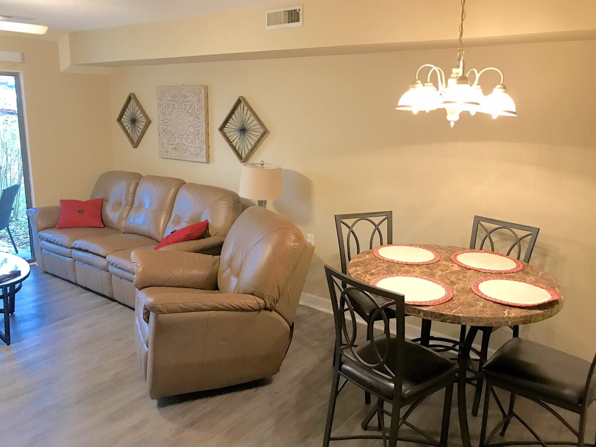 スマートテレビ、DVD プレーヤー