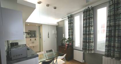 PARIS CENTRAL NOTRE DAME - Le Marais apartment near Pompidou Center & Notre Dame