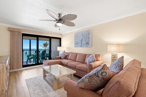 スマートテレビ、DVD プレーヤー、書庫、ビデオライブラリ