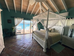4 chambres, coffres-forts dans les chambres, bureau, Wi-Fi gratuit