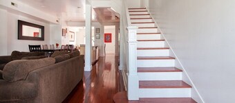 Spacious, Relaxing, 4 Bd 3.5 Ba Home In Petworth!