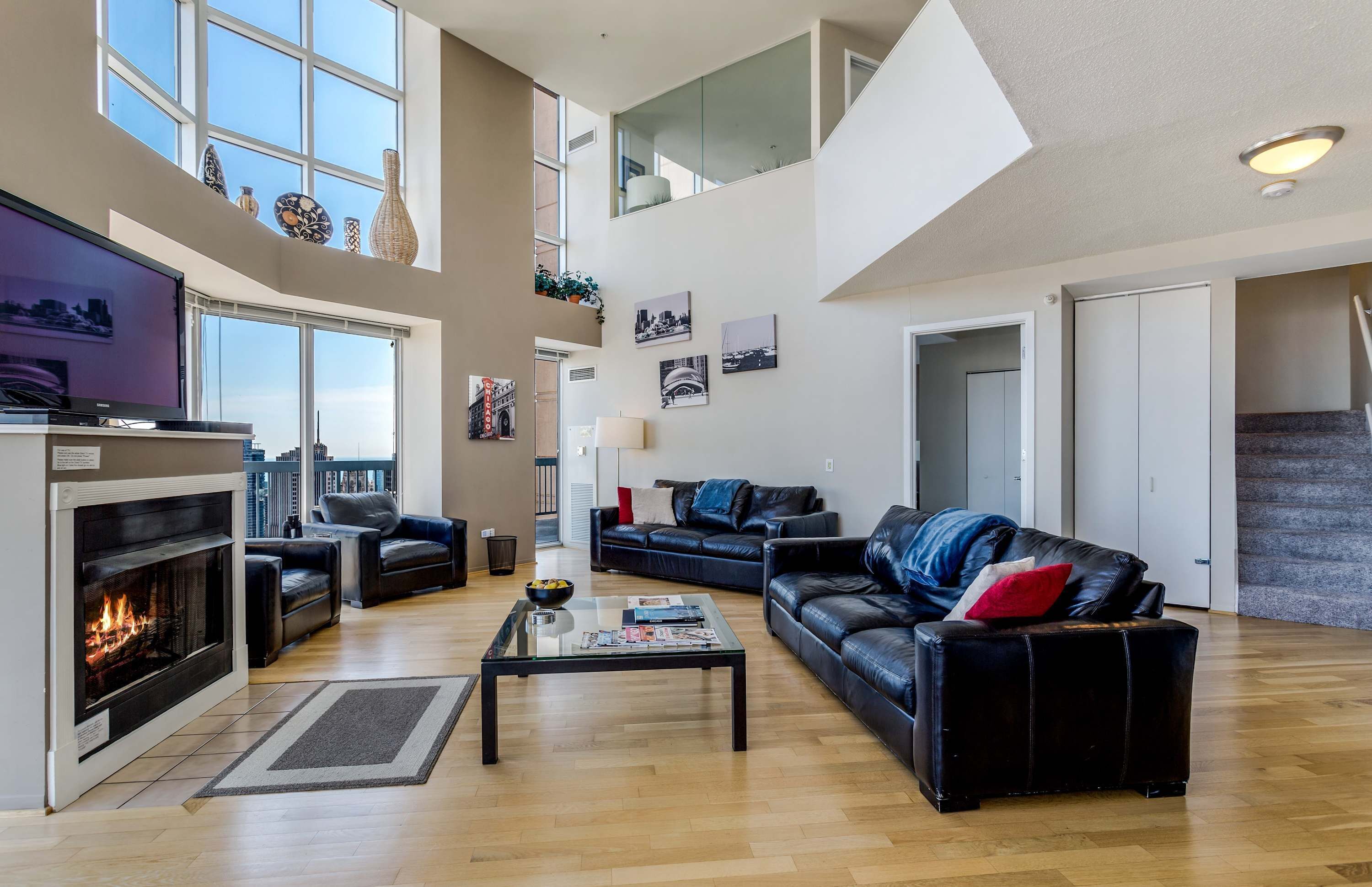 TV, fireplace, offices