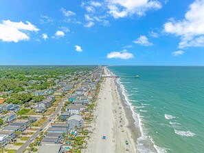 På stranden og solsenger
