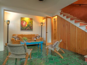 Throughout all Burro y Flauta homes, we feature original art from local artists.