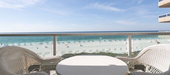 6/14-6/17 DISC AVAIL BEACH FRONT SMALL DOG OK HUGE BALCONY LUXURY