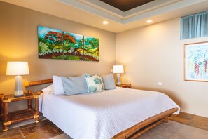 2 bedrooms, desk, iron/ironing board, travel cot