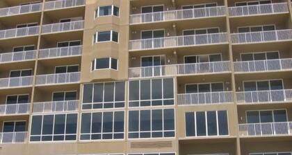 TIDEWATER RESORT AWESOME 8. Etage 2. 5BR / 3BA SPECIAL in der Nähe von Pier Park