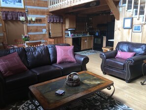 Smart-TV, Kamin, DVD-Player, Stereoanlage