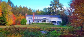 Edson Hill- 5 acres, Dogs/ Views/ Pond /Sledding/ Pingpong  and Air hockey .