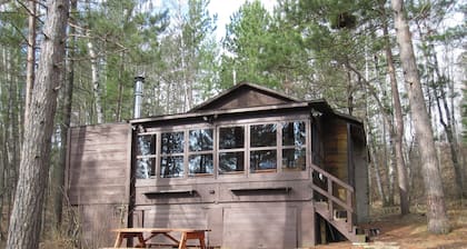 The King's Cottage ~ A Very Quiet Northwoods Retreat