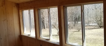 Mountain/Lake Retreat. Canoe included Close to Dreams Park/Cooperstown  + NYST