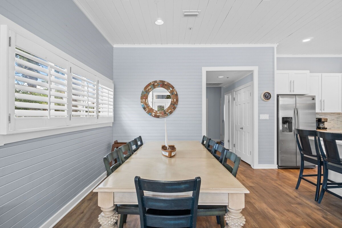 Photo 13 of PRIVATE Pool & Spa ~ PRIVATE Beach Access ~ FREE 6 Seat Golf Cart ~Steps to Beach!