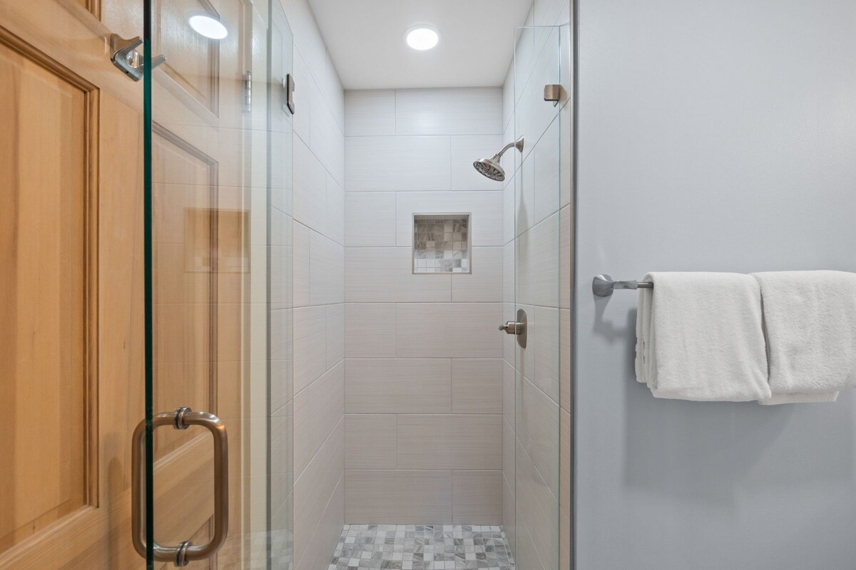 Photo 41 of PRIVATE Pool & Spa ~ PRIVATE Beach Access ~ FREE 6 Seat Golf Cart ~Steps to Beach!