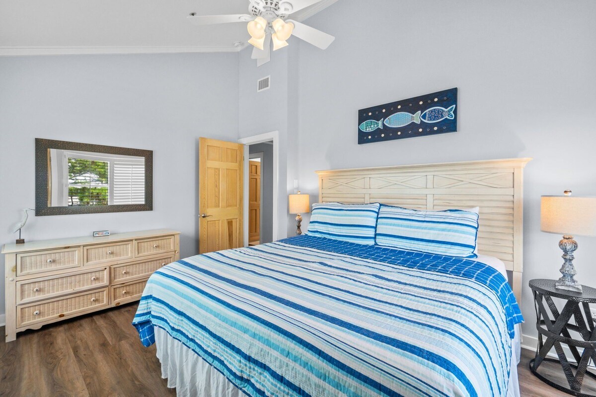 Photo 48 of PRIVATE Pool & Spa ~ PRIVATE Beach Access ~ FREE 6 Seat Golf Cart ~Steps to Beach!