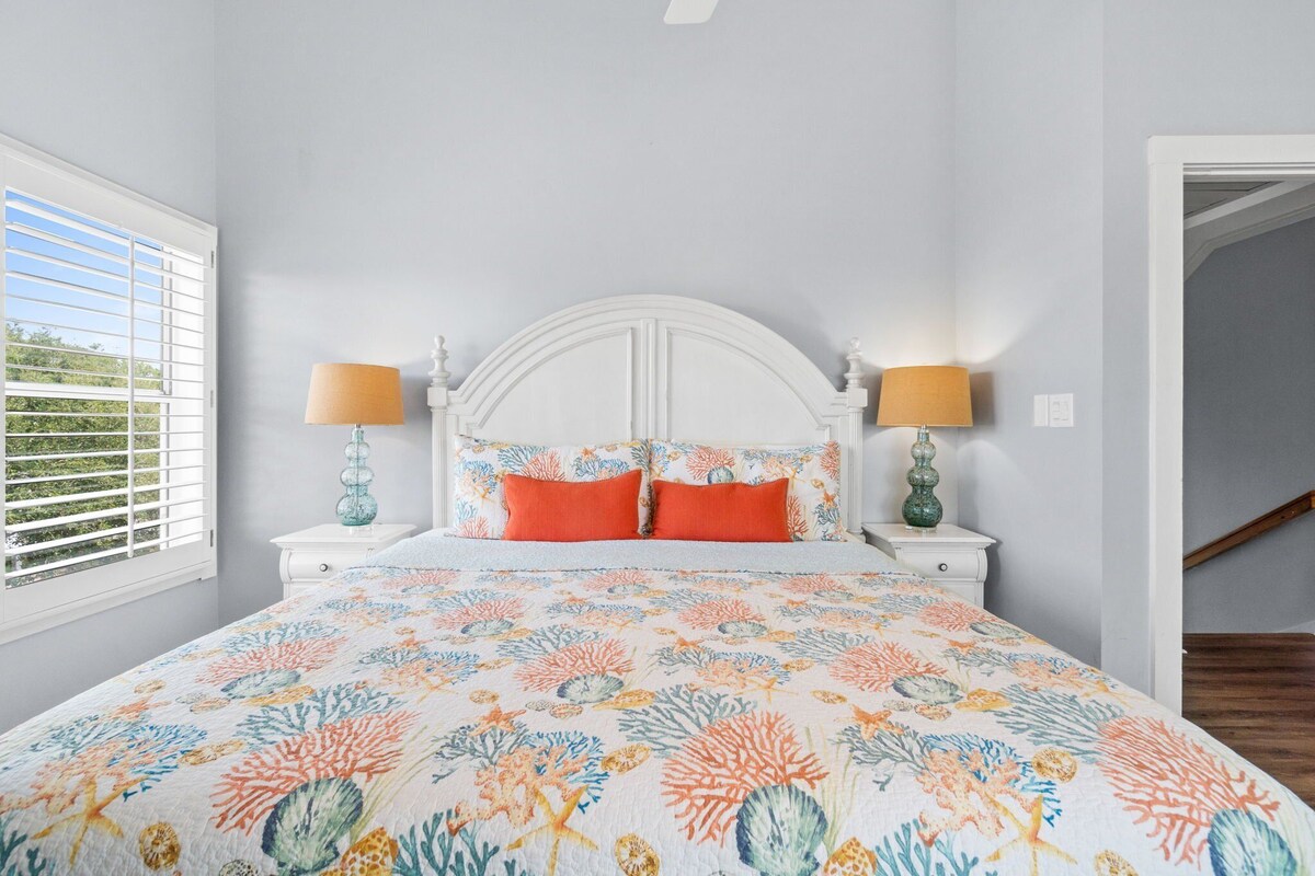 Photo 36 of PRIVATE Pool & Spa ~ PRIVATE Beach Access ~ FREE 6 Seat Golf Cart ~Steps to Beach!
