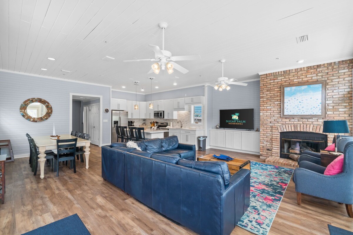 Photo 7 of PRIVATE Pool & Spa ~ PRIVATE Beach Access ~ FREE 6 Seat Golf Cart ~Steps to Beach!
