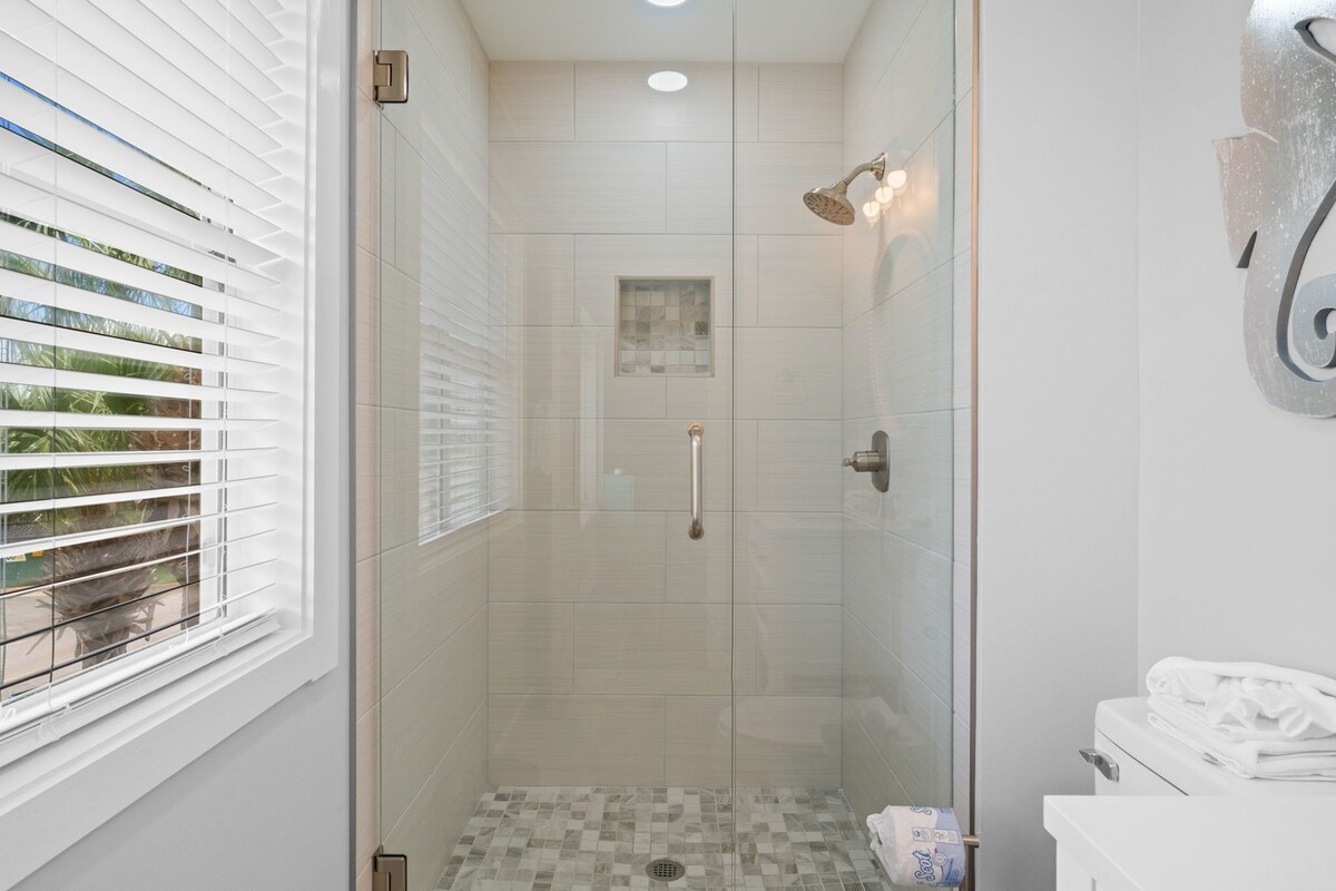 Photo 57 of PRIVATE Pool & Spa ~ PRIVATE Beach Access ~ FREE 6 Seat Golf Cart ~Steps to Beach!