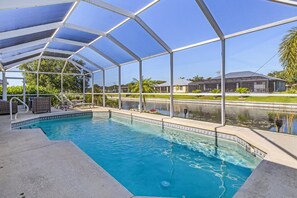 Beheizter Pool