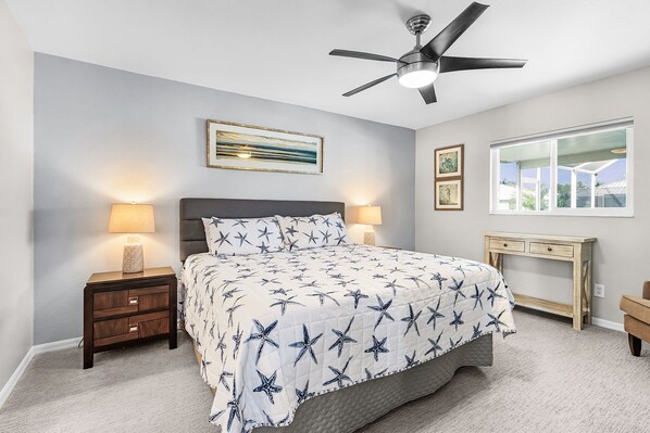 3 bedrooms, in-room safe, iron/ironing board, travel cot