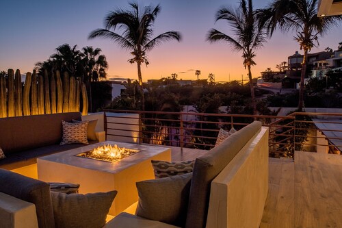 Villa Luna Nueva - Concierge and Maid Service included