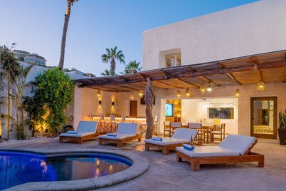 Villa Luna Nueva - Concierge and Maid Service included