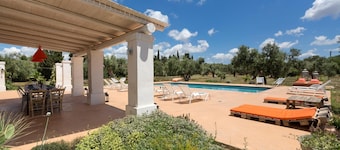 villa de campagne avec piscine près de la plage de sable, le confort maximum et se détendre!