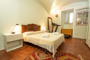 2 bedrooms, iron/ironing board, travel crib, free WiFi