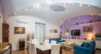 La Casa di Ambra - Sicily -Catania CIN:IT087015C25MOLQSR8 CIR: 19087015C207987