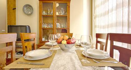 LAST MINUTE OFFER, Cozy apartment for exploring on foot Malaga Historical Centre