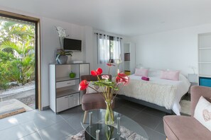 1 habitación, tabla de planchar con plancha, wifi y ropa de cama