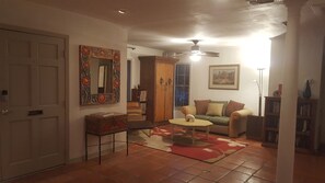 Interior - Dallas Love Field Bluffview Bluebonnet Road Bungalow (Dallas)