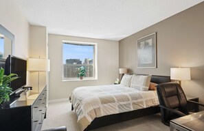 2 bedrooms, desk, iron/ironing board, travel crib