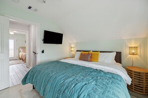 3 slaapkamers, een strijkplank/strijkijzer, reisbedje, gratis wifi