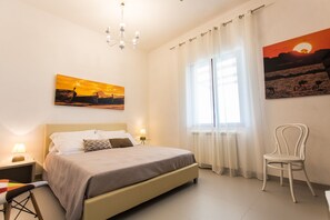 3 bedrooms, iron/ironing board, travel cot, free WiFi