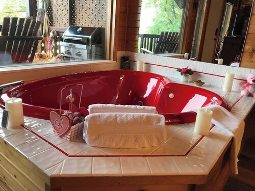 Honeymoon spot. Romantic. Great views. Private