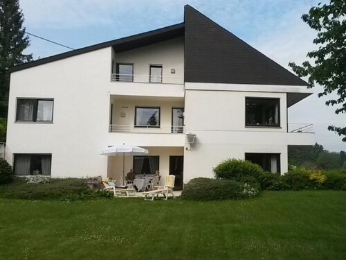 Holiday wash basin - visit us at the unique height!