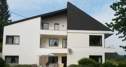 Holiday wash basin - visit us at the unique height!