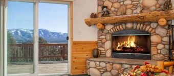 Big Family Cabin with Stunning Big Bear Mountain Views