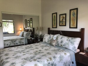 3 slaapkamers, een kluis op de kamer, een bureau